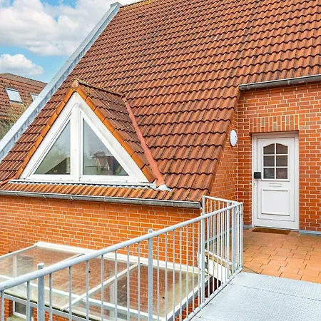 Neu! Modernes Am Larrelter Tief - Balkon, Privatparkplatz & Fire Tv! *