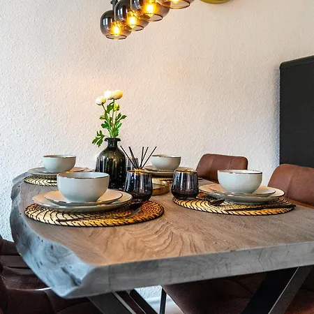 Modernes Tierbach Apartment 15 - Balkon, Privatparkplatz & Fire Tv! Apartmán Emden