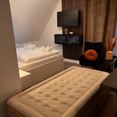 Modernes Tierbach Apartment 15 - Balkon, Privatparkplatz & Fire Tv! Apartmán